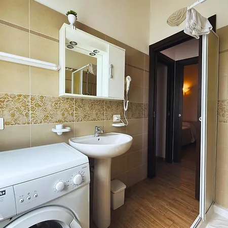 23 Nodi Skyline - With Free Parking * 特罗佩阿