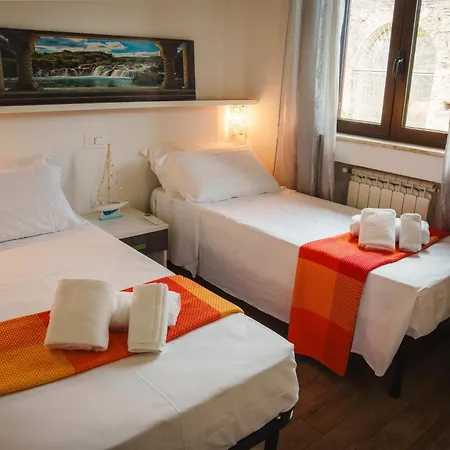 23 Nodi Skyline - With Free Parking Tropea