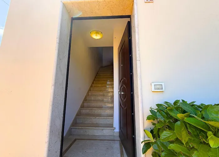 23 Nodi Skyline - With Free Parking Tropea