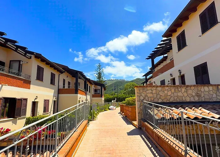 23 Nodi Skyline - With Free Parking Tropea